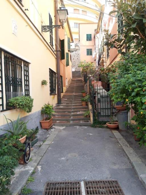 Pisi Home, 2 Min Dalla Spiaggia E Dall' Ospedale Gaslini Génova Exterior foto