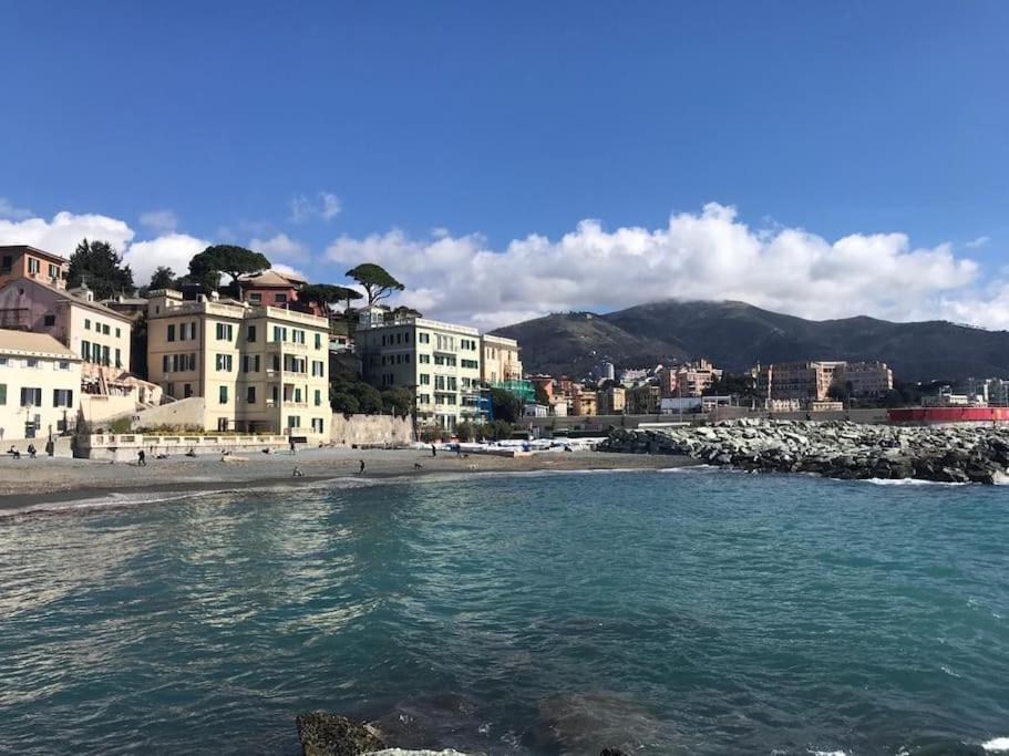 Pisi Home, 2 Min Dalla Spiaggia E Dall' Ospedale Gaslini Génova Exterior foto